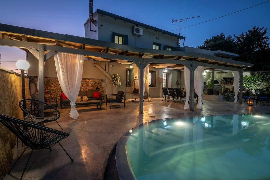 Villa Casa Del Miele, Private Pool, Bbq, Mountain View. Alikianos Exterior foto